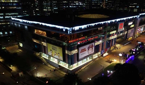 Featured Image of Malls near Whitefield Road