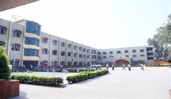 Featured Image of National Public School, North